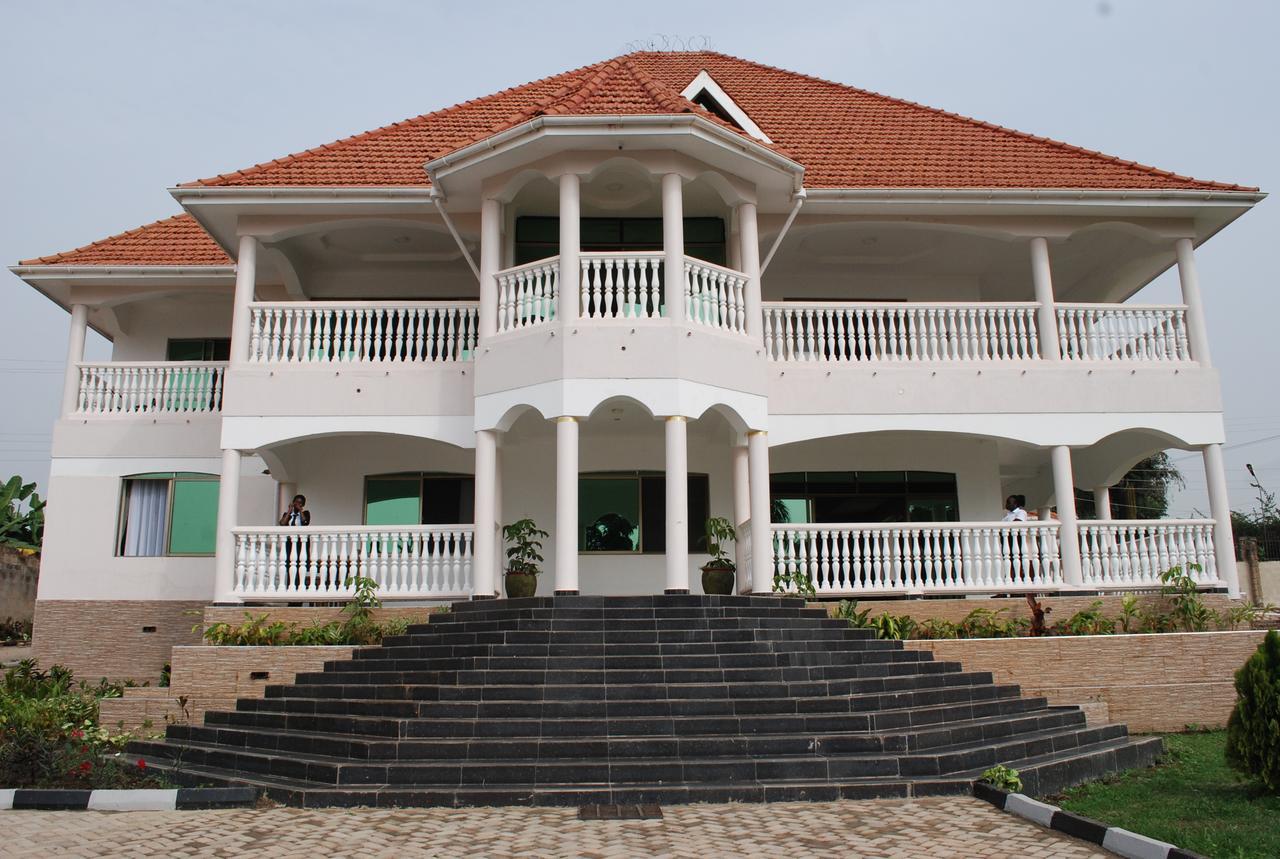 Victoria Royal Hotel Entebbe Zewnętrze zdjęcie