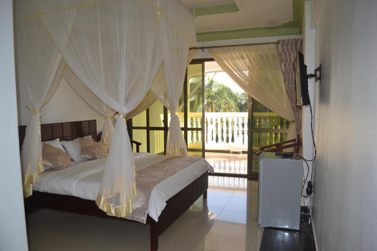 Victoria Royal Hotel Entebbe Zewnętrze zdjęcie