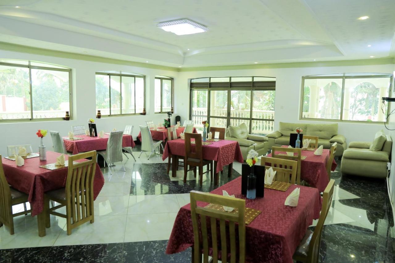 Victoria Royal Hotel Entebbe Zewnętrze zdjęcie
